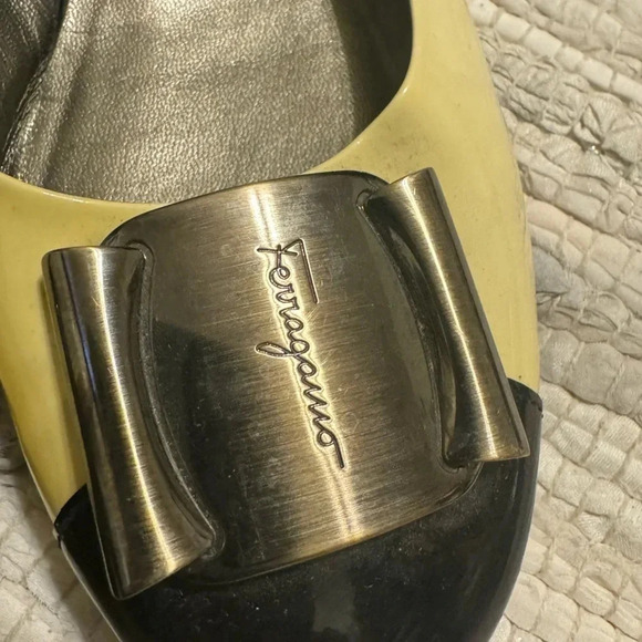 Salvatore Ferragamo Shoes - Salvatore Ferragamo Yellow/Black Patent Leather Metal Trim Ballet Shoes Size 7
